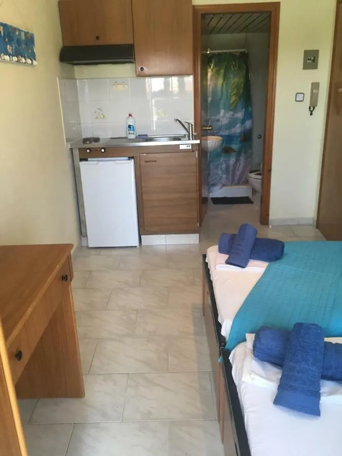 Dionisos Blue Aparthotel Paralia Dionysiou